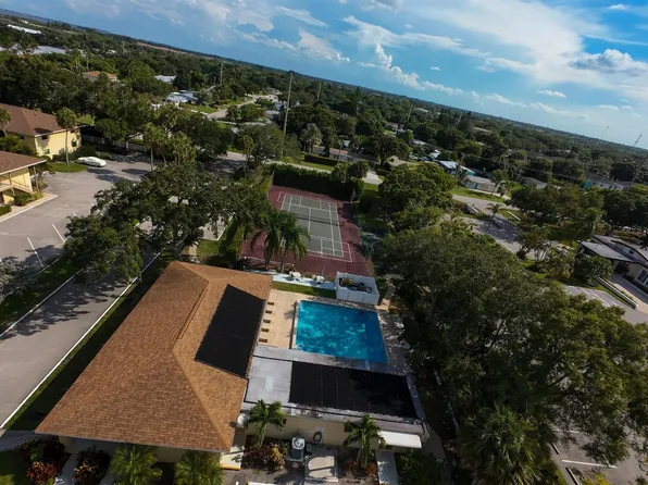 400 18th Street, Vero Beach, FL 32960