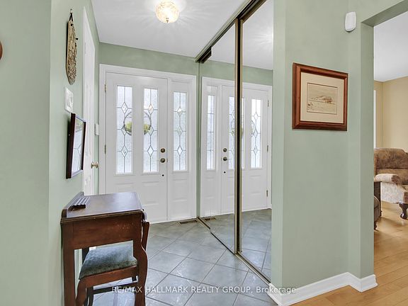 4th image of 56 Foxleigh Cres