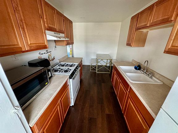 3rd image of 2372 Stevens Creek Blvd APT 4