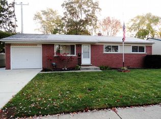 41324 Memphis Dr, Sterling Heights, MI 48313