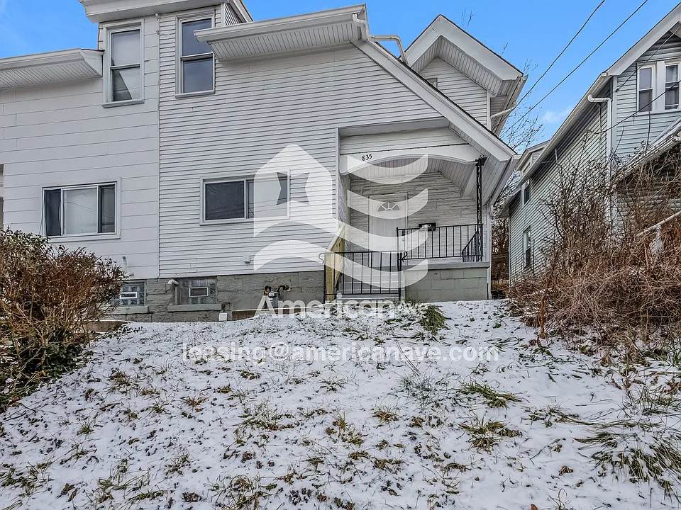 835 Steuben St