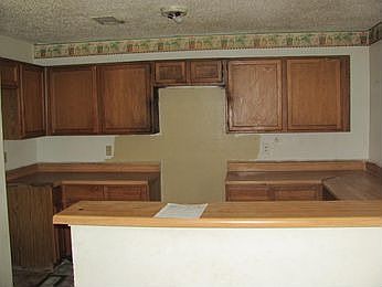 2nd image of 10315 Oak Branch Ln