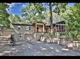 6097 Hellenbrand Rd, Waunakee, WI 53597