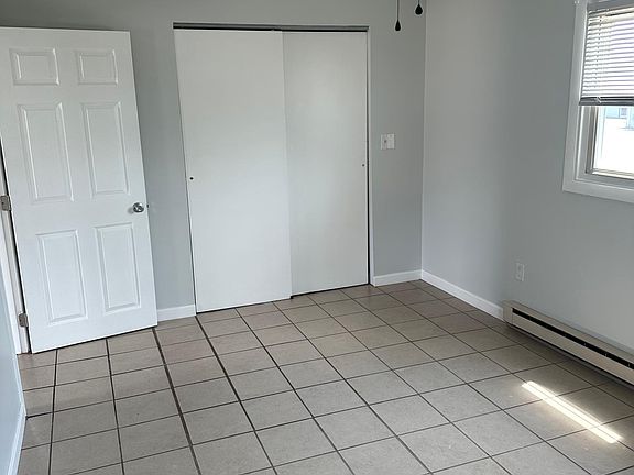 2nd image of 10 Agnes St