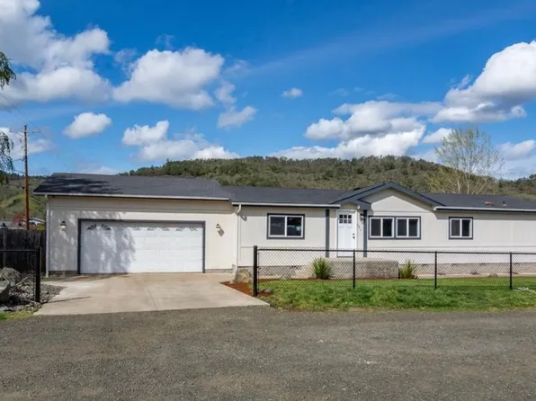 601 Little Valley Rd, Roseburg, OR 97471