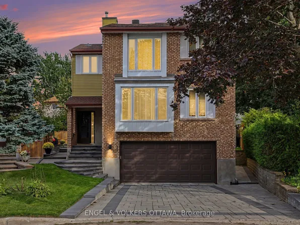 15 Archer Sq, Ottawa, ON K1V 9Y8