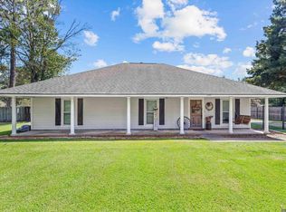 1540 Rollins Rd, Zachary, LA 70791