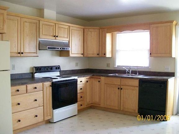 2279 Winterberry Drive - Kitchen