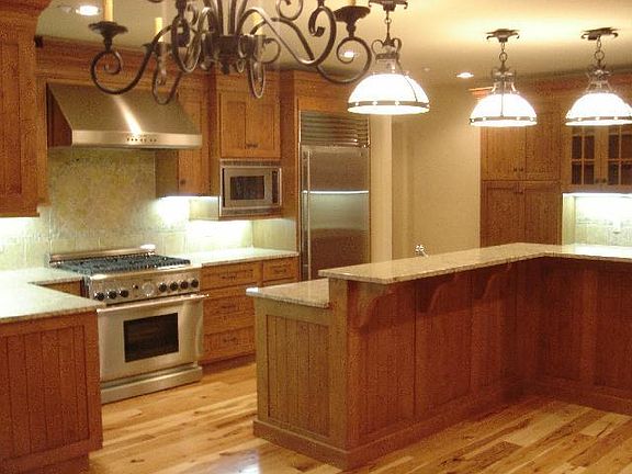 4th image of 4-100 Pennington Pl #4