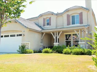 19730 Mathilde Ln, Saugus, CA 91350