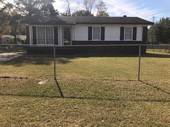 2nd image of 1205 Melissa Dr
