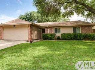 2320 Placid Dr, Carrollton, TX 75007