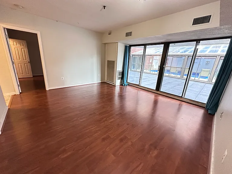 147 Kelton St #311 — Photo 3