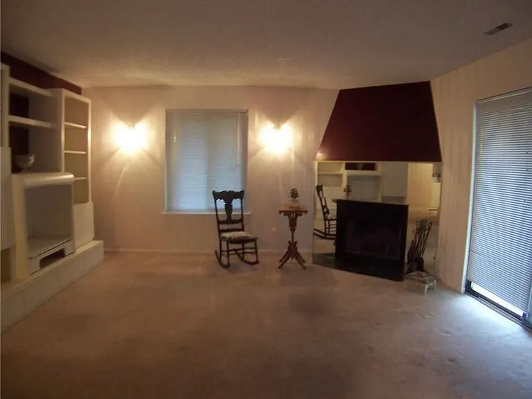 79 Park Gate Dr — Photo 10