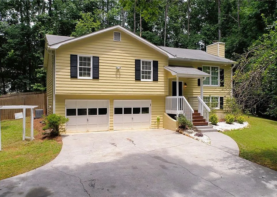 127 Angela Ln