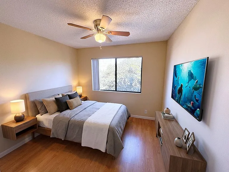 4436 Franklin Ave. Los Angeles, CA 90027 — Photo 5