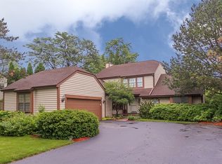 767 Crab Tree Ln, Bartlett, IL 60103