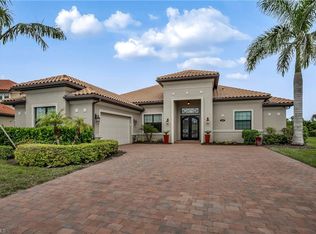 1647 Songbird Ct, Naples, FL 34120