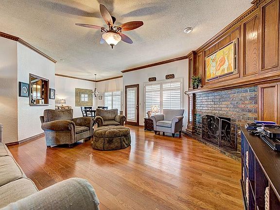 4th image of 11909 Stonehedge Ave
