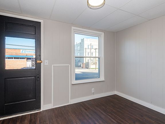 2nd image of 1025 Wayne Ave #1025