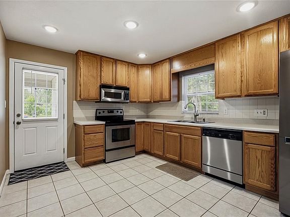 2nd image of 4710 NW 23RD AVENUE