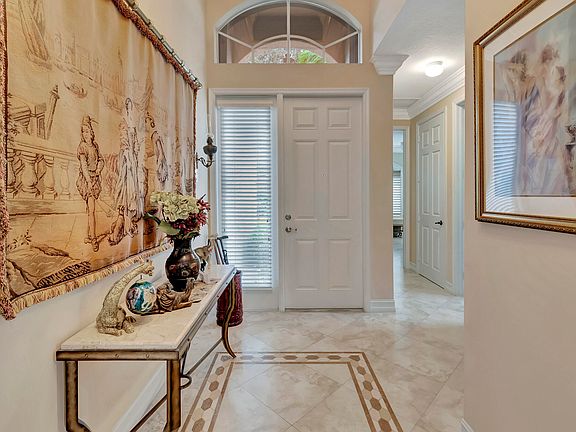3rd image of 10862 Summerville Way