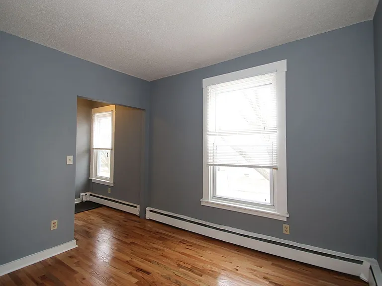 176 Bassett — Photo 12