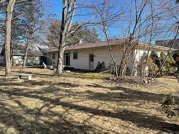 2nd image of 92-88 N Airlite St