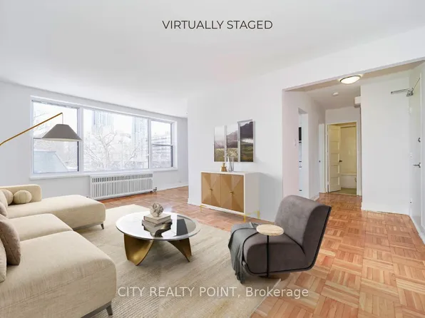 1545 Bathurst St, Toronto, ON