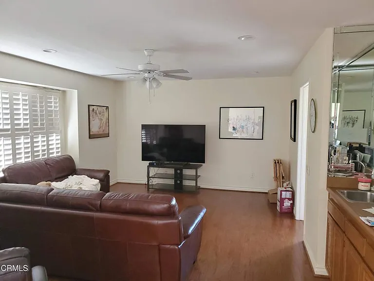 34010 Village 34 — Photo 6