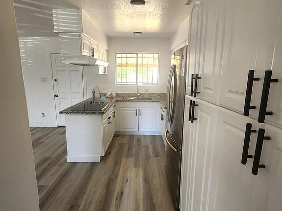 4th image of 6702 W ROMA Avenue