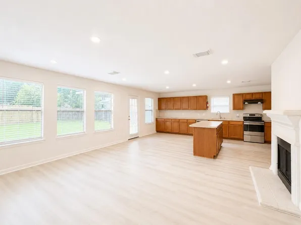 13447 Blue Swallow Dr, Houston, TX 77086