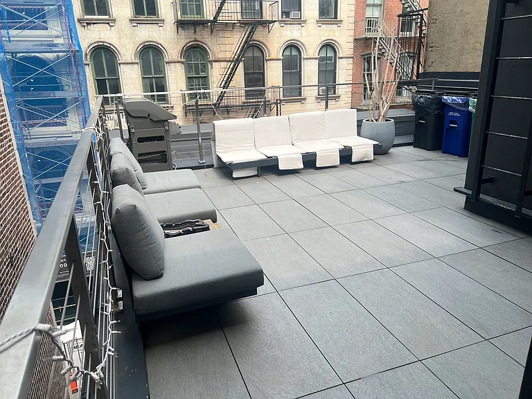 35 Walker St #PENTHOUSE — Photo 12