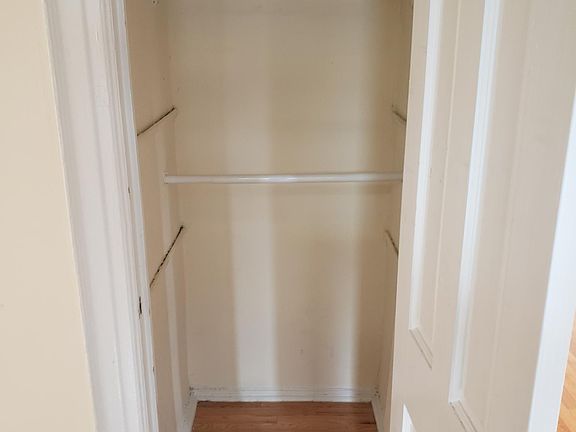 2nd image of 911 McLean Ave APT C5