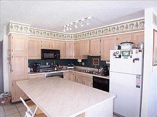 4th image of 55069 1st Ave