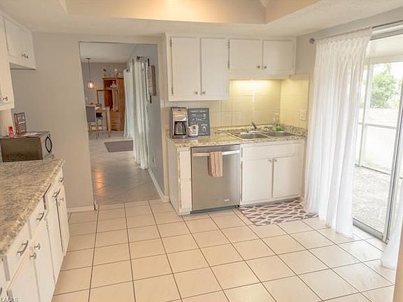 2nd image of 1332 SE 15th St