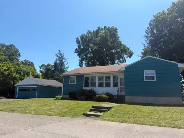 26 Hayward Ave, Norwich, NY 13815