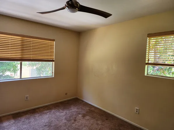1362 E Fallbrook St, Fallbrook, CA 92028