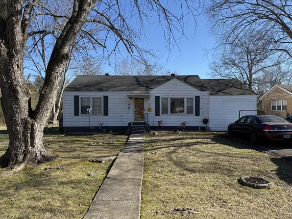 223 Lynn St, Tullahoma, TN 37388