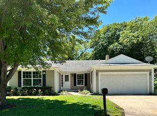 1 Lexington Dr, Vernon Hills, IL 60061