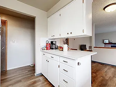 1250 NW State St #3 — Photo 2