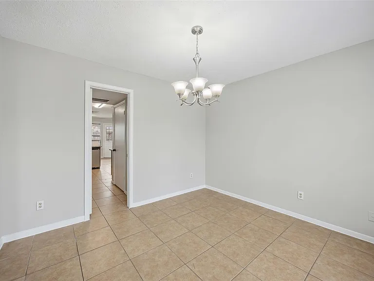 16710 Cheshire Place Dr — Photo 14