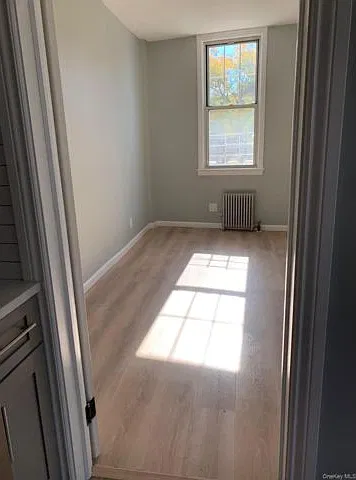 1 bed, 1.0 bath, 1950 sqft, $2,400 — Photo 3