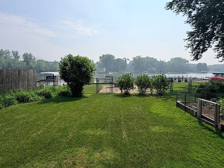 4234 Riverside Dr — Photo 14