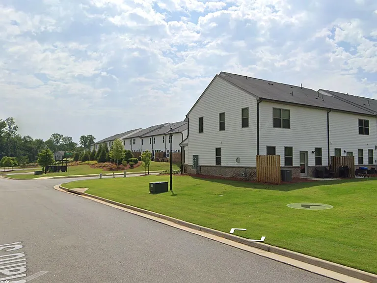 5610 Flint Ln #5610 — Photo 3