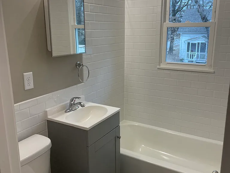 209-243 E Sea Ave #229 — Photo 2
