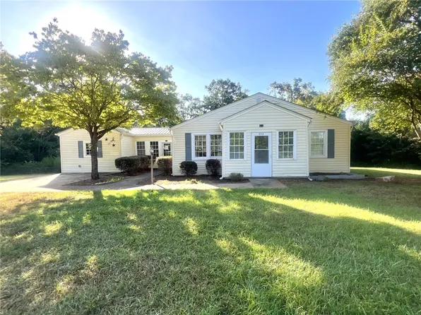 252 Friendship Rd, Seneca, SC 29678