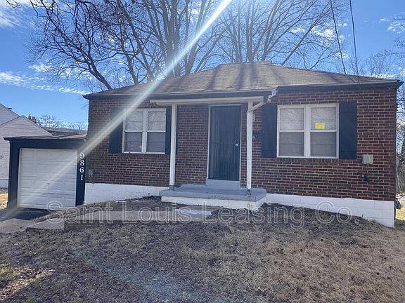 3rd image of 9861 Rivermont Dr