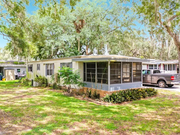 112 Hibiscus Dr #29, Leesburg, FL 34788
