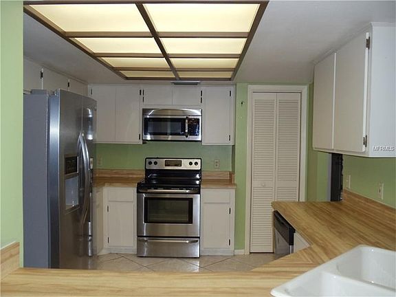 5th image of 107 Rosewood Dr